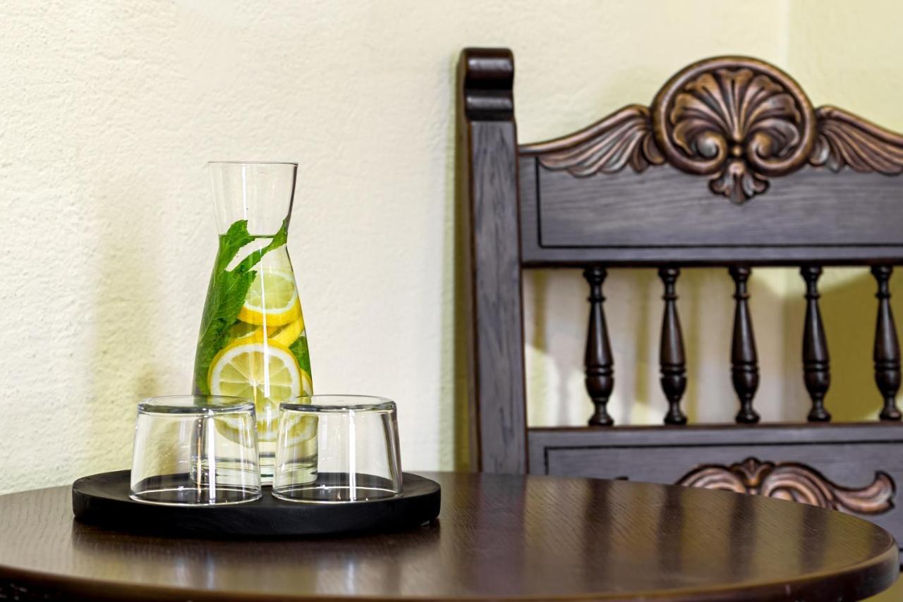 Porto Del Colombo Traditional Boutique Hotel Chania  Exteriör bild